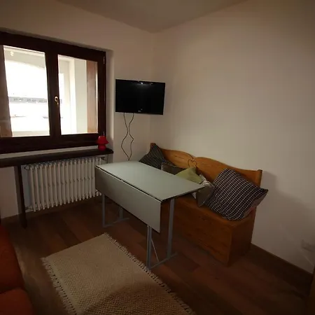 Royal Apartament דירה *