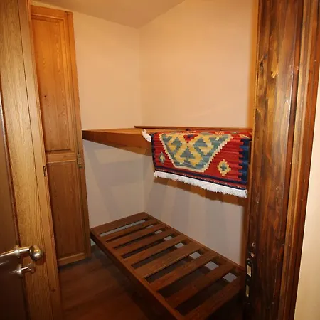 Royal Apartament * ססטריארה